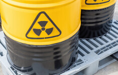 beczki substancje radioaktywne