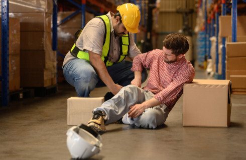 Pracodawca musi zapewnić środki do udzielania pierwszej pomocy