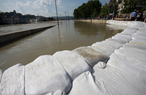 powodz zalanie worki