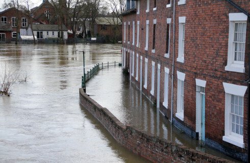 powodz zalanie ulica