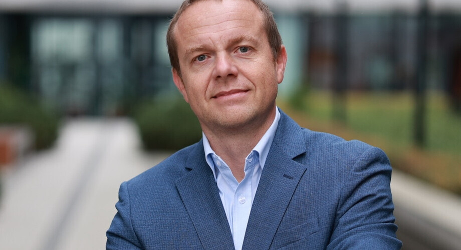 Mec. Stachura: Panie ministrze, po co ta farsa?