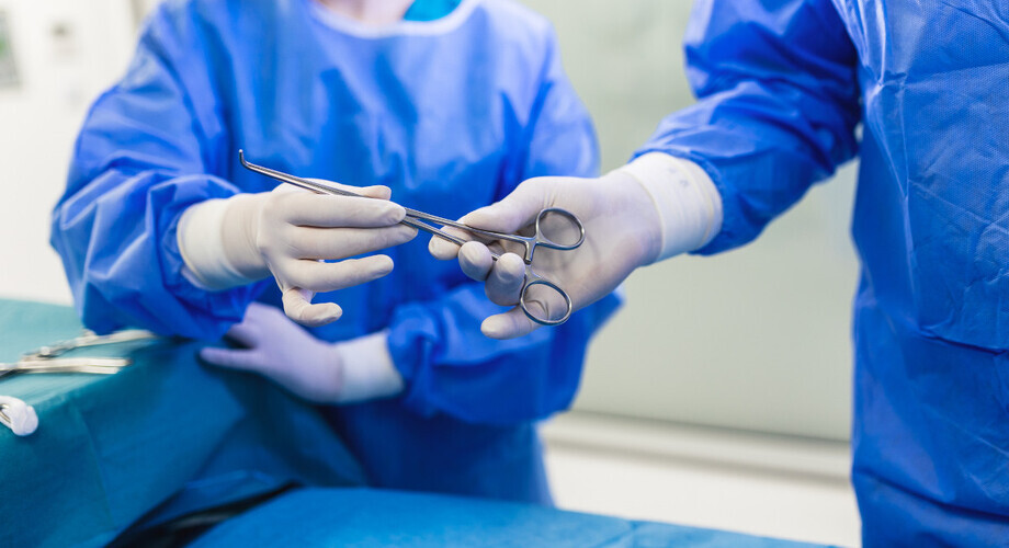 Pielęgniarki domagają się lepszej ochrony przed zranieniami