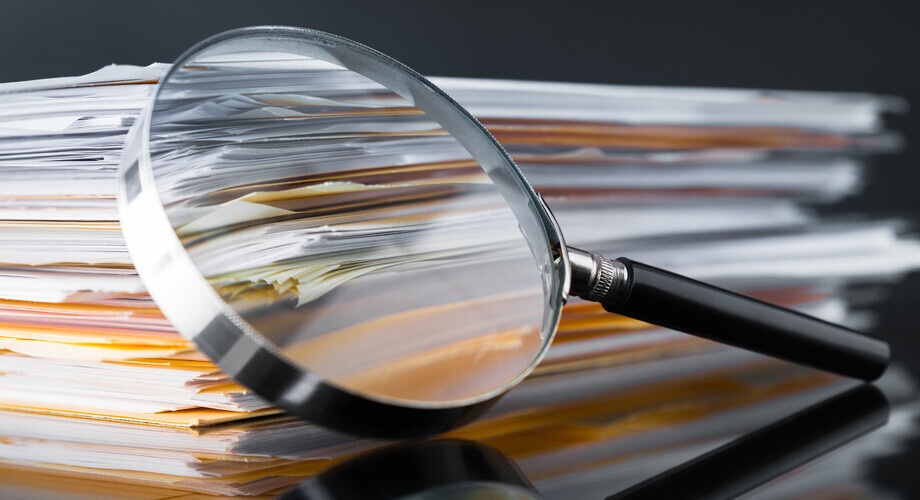 Asystent sędziego weźmie akta do domu