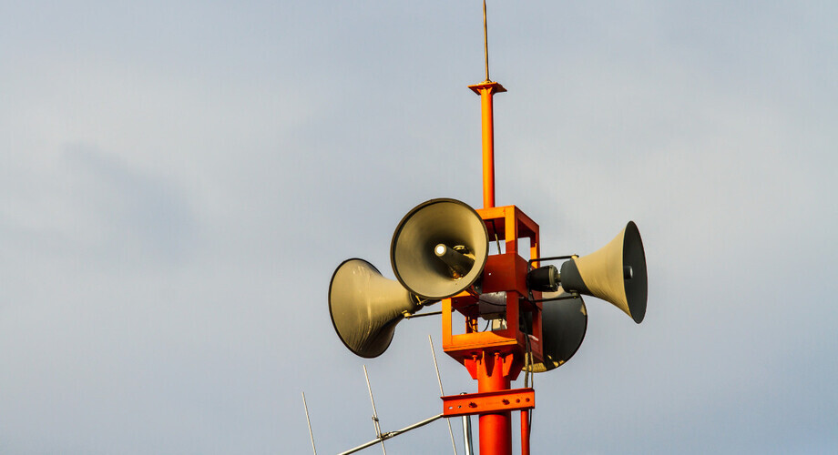 Gdy zawyją syreny - osoby z niepełnosprawnościami wciąż bez ochrony