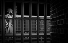 temida wiezienie kraty