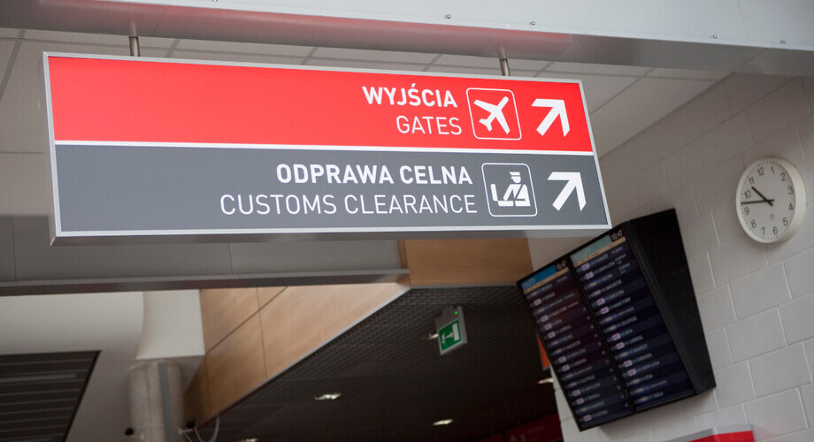 clo odprawa celna lotnisko