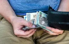 Zlotowki Banknoty Portfel Rece